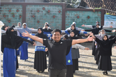 Kegiatan Santri: Olahraga Senam
