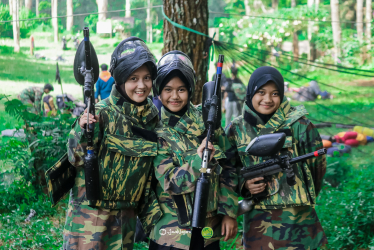 Kegiatan Santri: Paintball