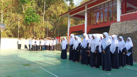 Apel Pembukaan Peringatan Hari Santri 2023
